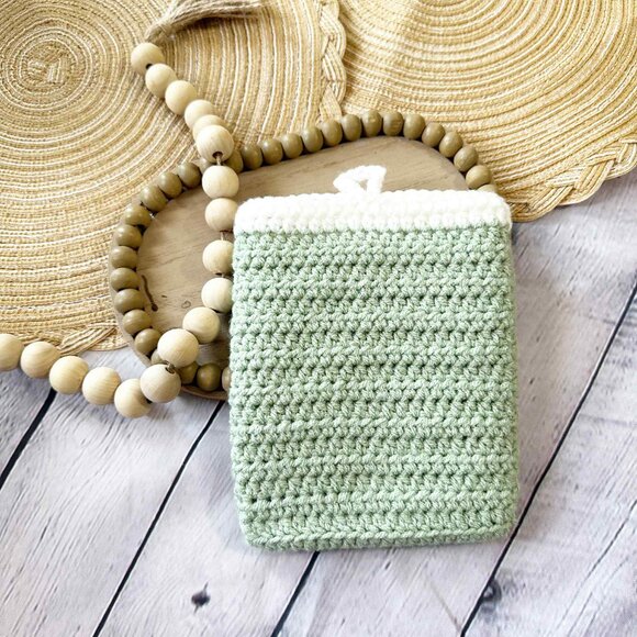 Green Daisy Crochet 6" or 7" Kindle Sleeve - Picture 4 of 5